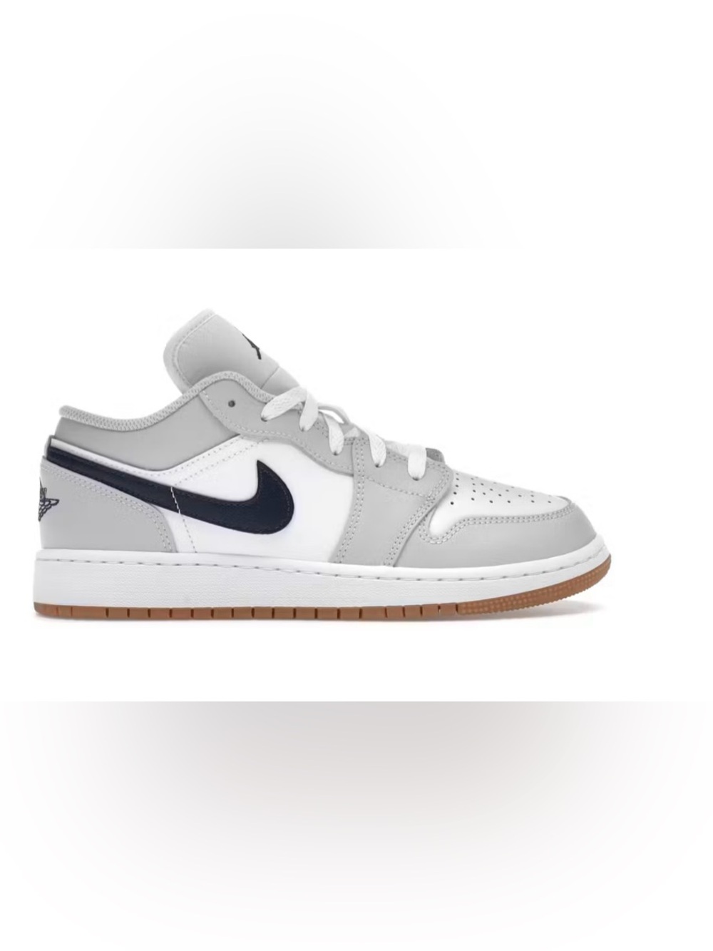 Jordan Kids Low-Top Sneakers in Off-White with Navy Logo